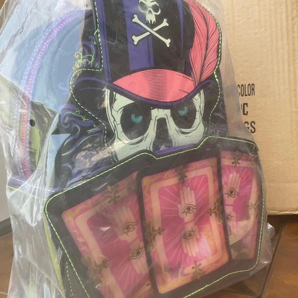 LOUNGEFLY LENTICULAR BACKPACK   DR FACILIER   .RETIRED - Picture 8 of 8